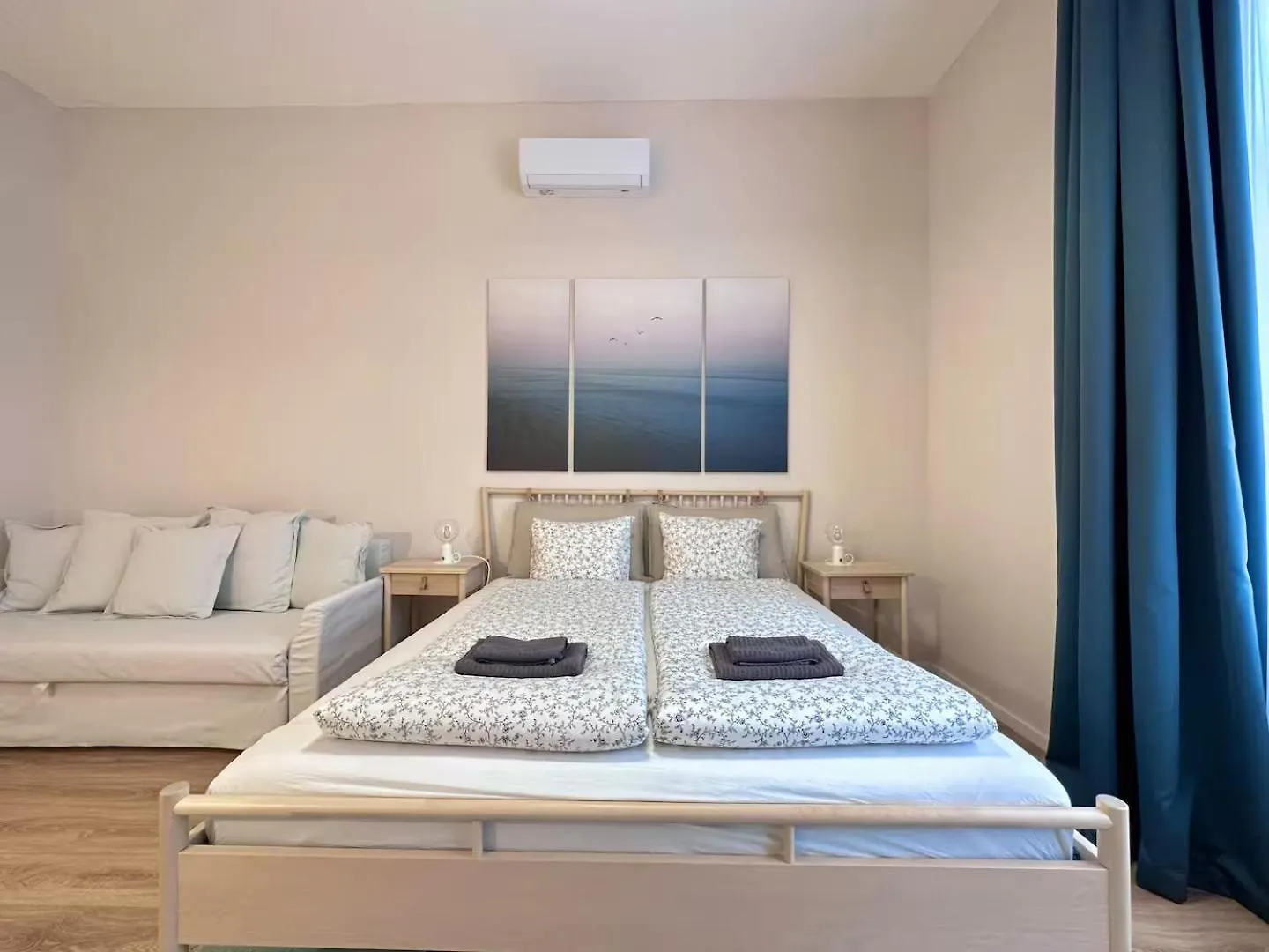 Center Bohemian Design Home With 6Ppl Ac Wifi Budapest 0*,  Hungary